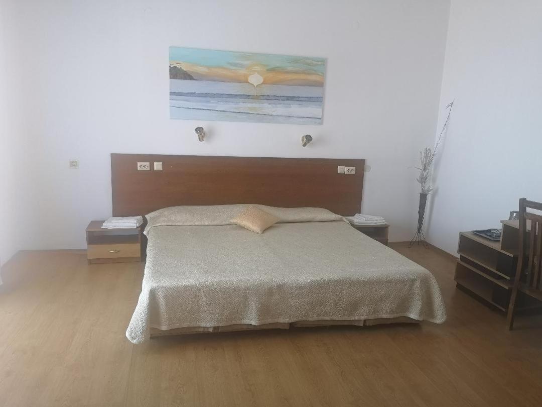 Family Hotel Verona Созополь Экстерьер фото