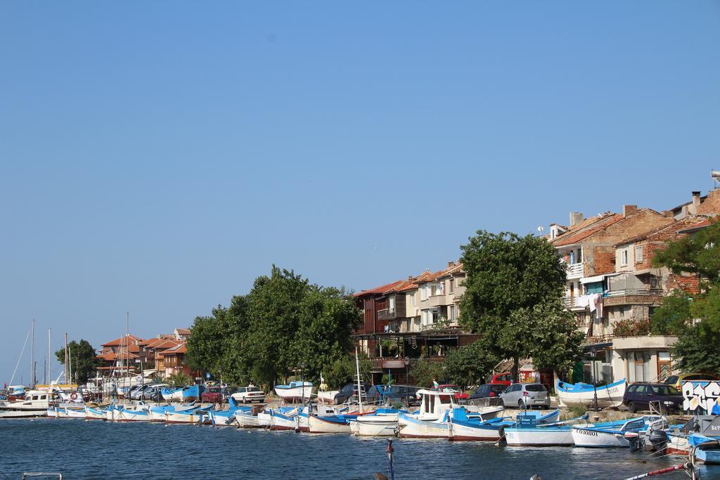 Family Hotel Verona Созополь Экстерьер фото