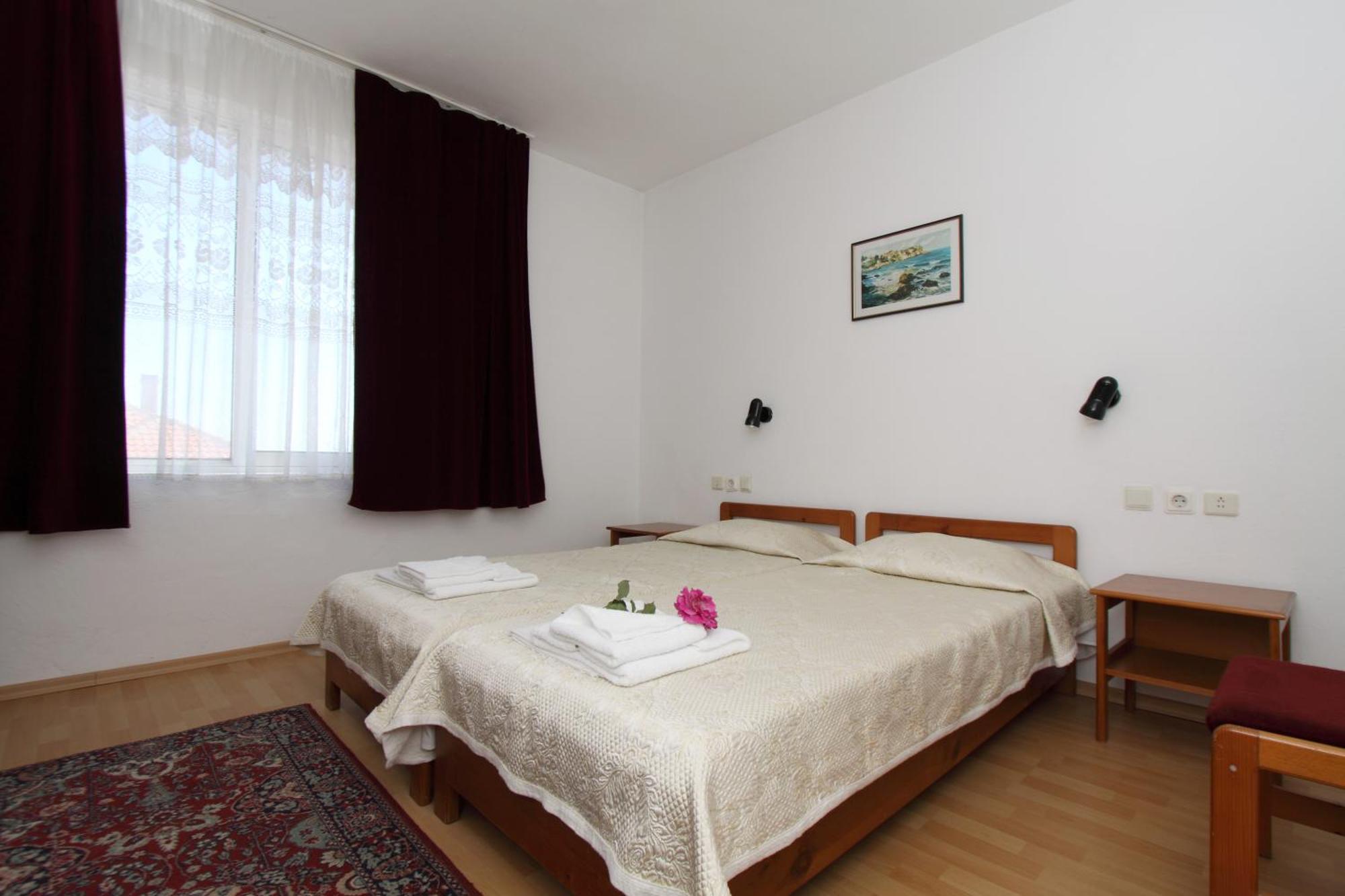 Family Hotel Verona Созополь Экстерьер фото