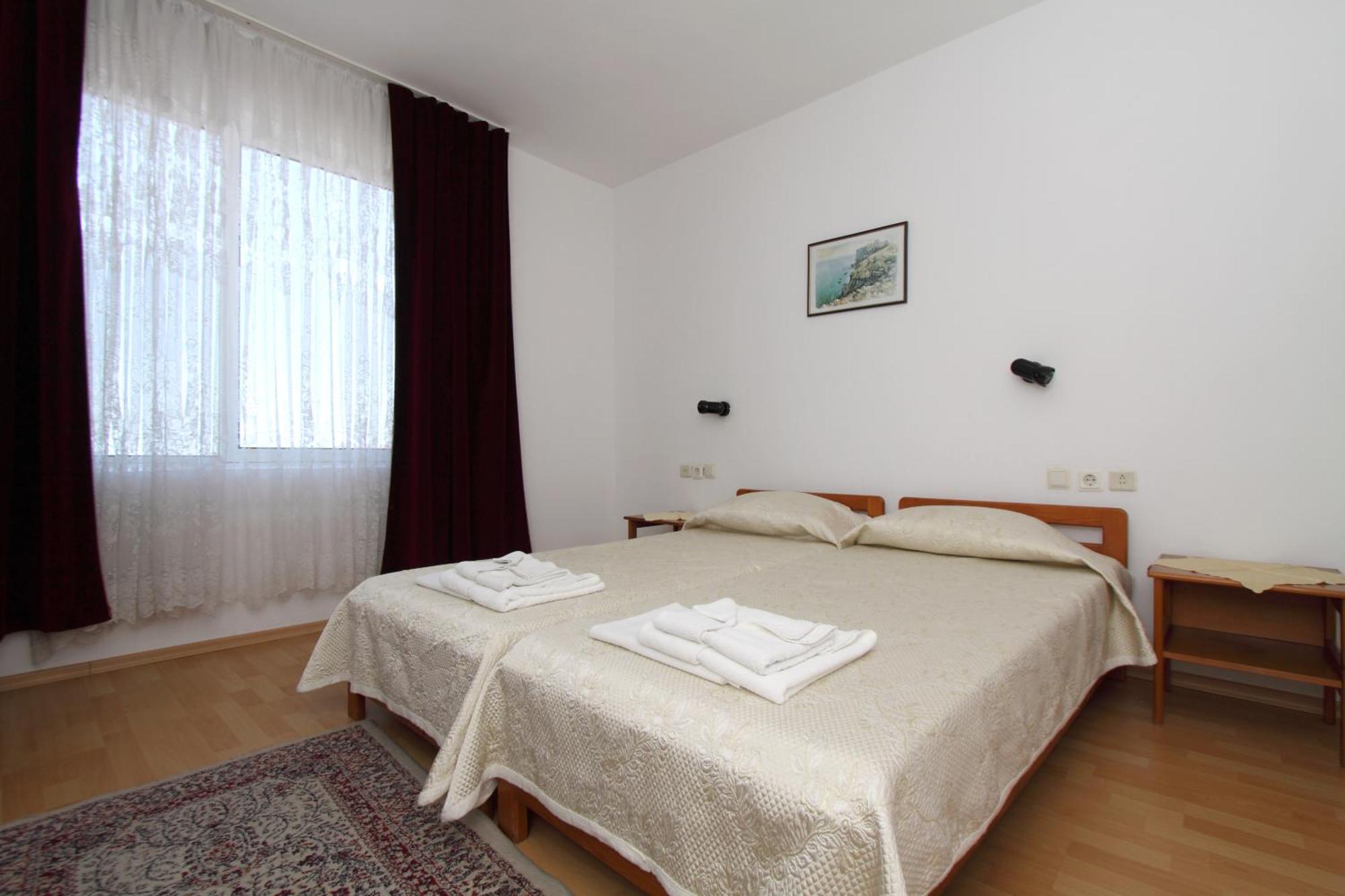 Family Hotel Verona Созополь Экстерьер фото