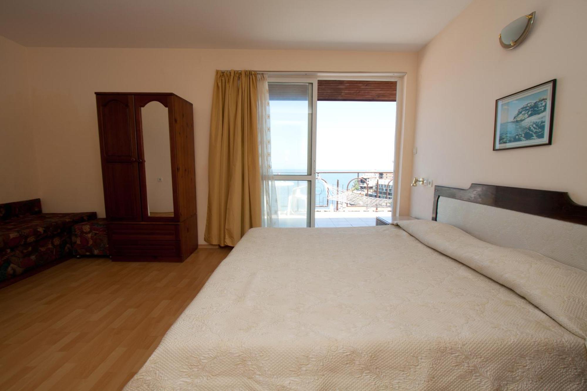 Family Hotel Verona Созополь Экстерьер фото