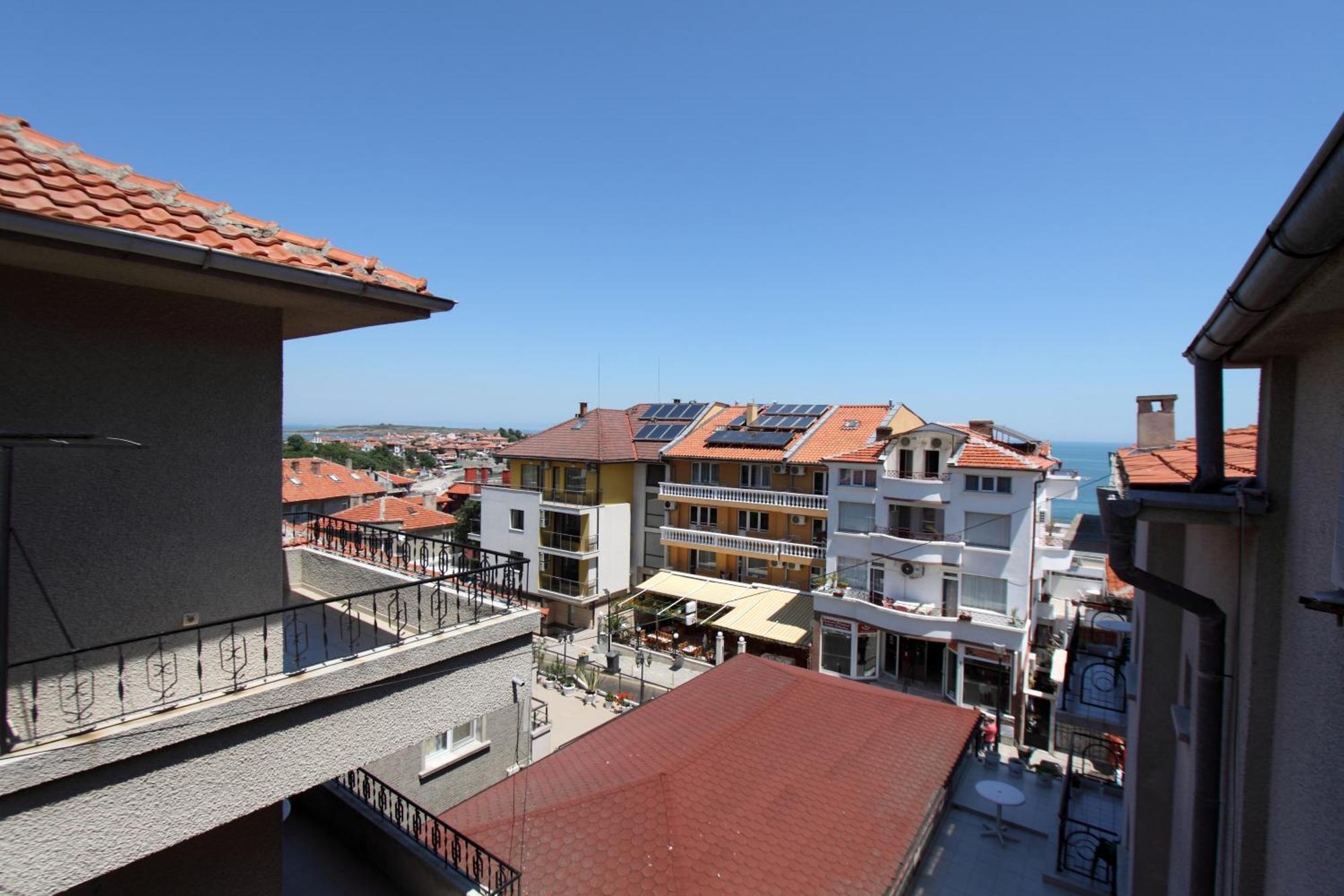 Family Hotel Verona Созополь Экстерьер фото