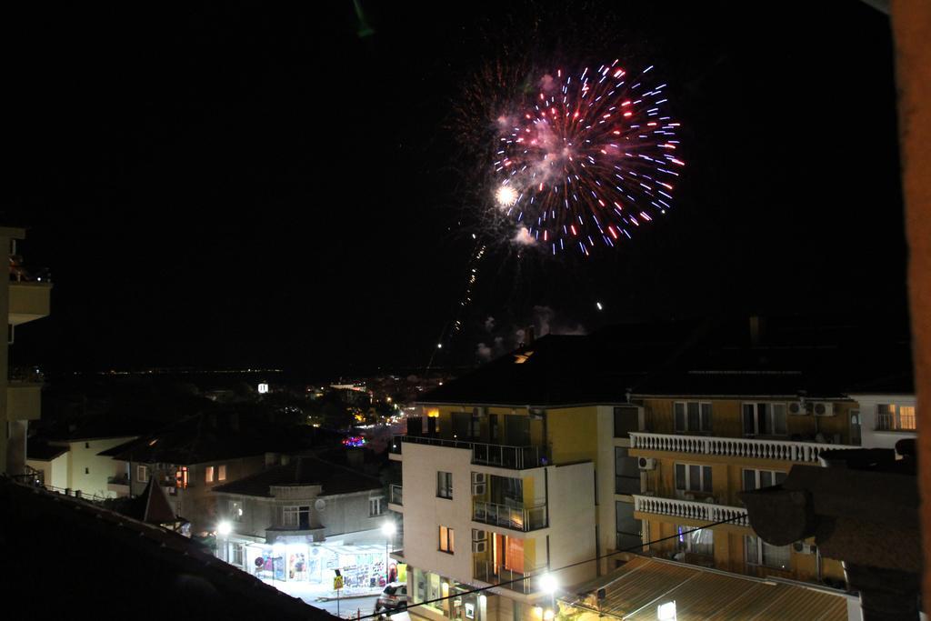 Family Hotel Verona Созополь Экстерьер фото