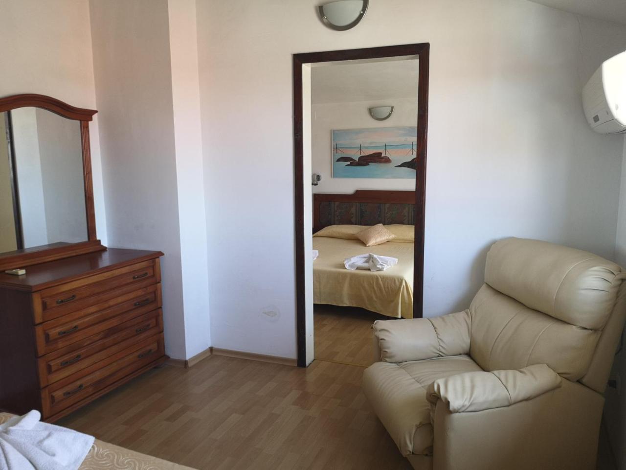 Family Hotel Verona Созополь Экстерьер фото