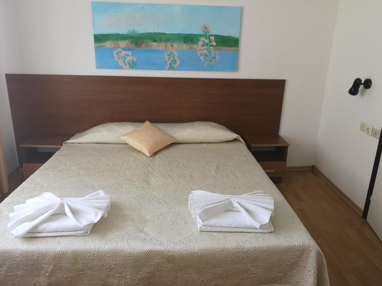 Family Hotel Verona Созополь Экстерьер фото